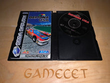 Laden Sie das Bild in den Galerie-Viewer, Daytona USA Sega Saturn