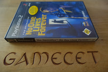 Laden Sie das Bild in den Galerie-Viewer, The Operative: No One Lives Forever