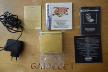 Laden Sie das Bild in den Galerie-Viewer, Gameboy Advance SP Zelda Minish Cap Limited Edition