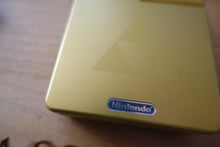 Laden Sie das Bild in den Galerie-Viewer, Gameboy Advance SP Zelda Minish Cap Limited Edition