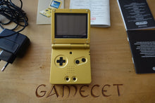 Laden Sie das Bild in den Galerie-Viewer, Gameboy Advance SP Zelda Minish Cap Limited Edition