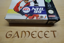 Laden Sie das Bild in den Galerie-Viewer, NHL 99
