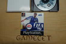 Laden Sie das Bild in den Galerie-Viewer, FIFA 99