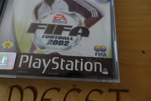 Laden Sie das Bild in den Galerie-Viewer, FIFA Football 2002