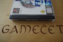 Laden Sie das Bild in den Galerie-Viewer, FIFA 2001