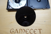 Laden Sie das Bild in den Galerie-Viewer, Metal Gear Solid