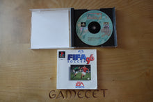Laden Sie das Bild in den Galerie-Viewer, FIFA Soccer 96