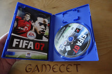 Laden Sie das Bild in den Galerie-Viewer, FIFA 07