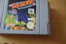 Laden Sie das Bild in den Galerie-Viewer, Rocket: Robot on Wheels